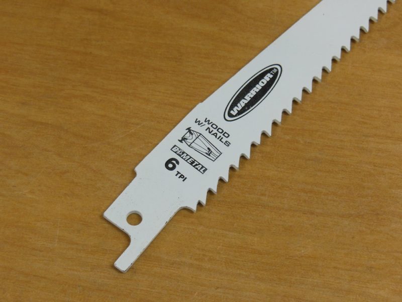 Wood with nails blade