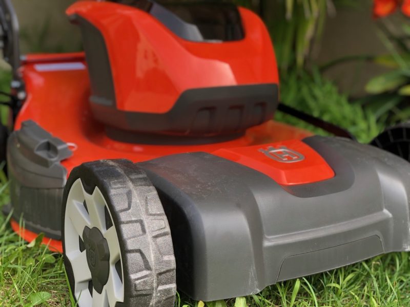 Husqvarna cordless mower