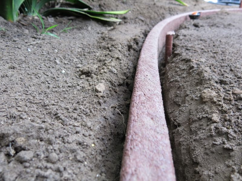 Bender Board Edging for your Lawn and Garden - How to Select & Install It