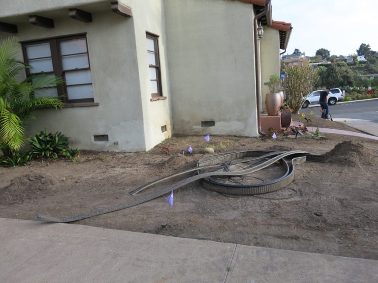 Bender Board Edging for your Lawn and Garden How to Select & Install It