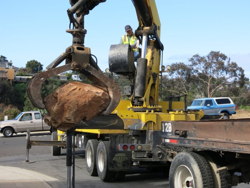 boulder crane
