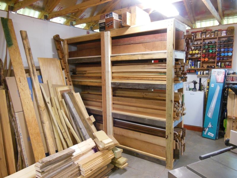 Heavy duty shelving unit