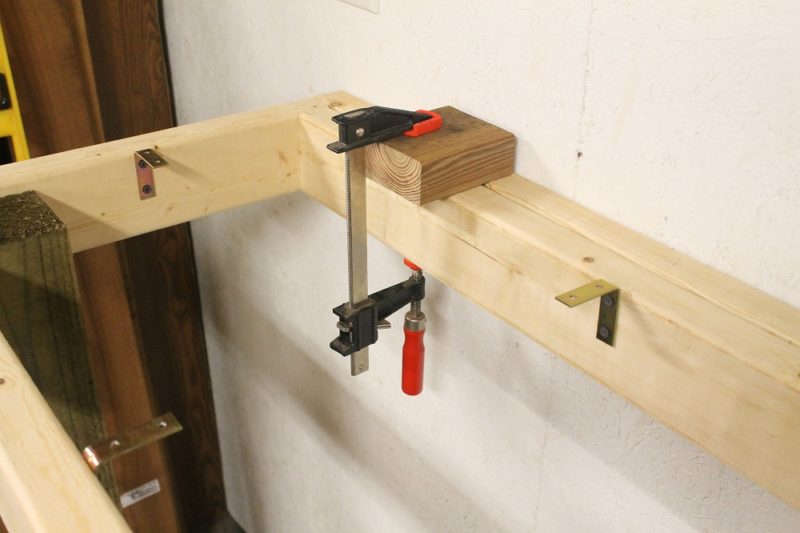Rear supports