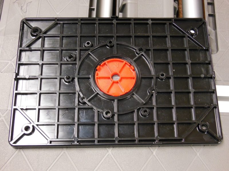 Universal-ish router plate