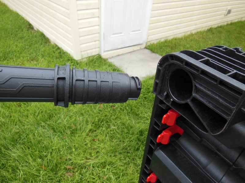 Leg connector