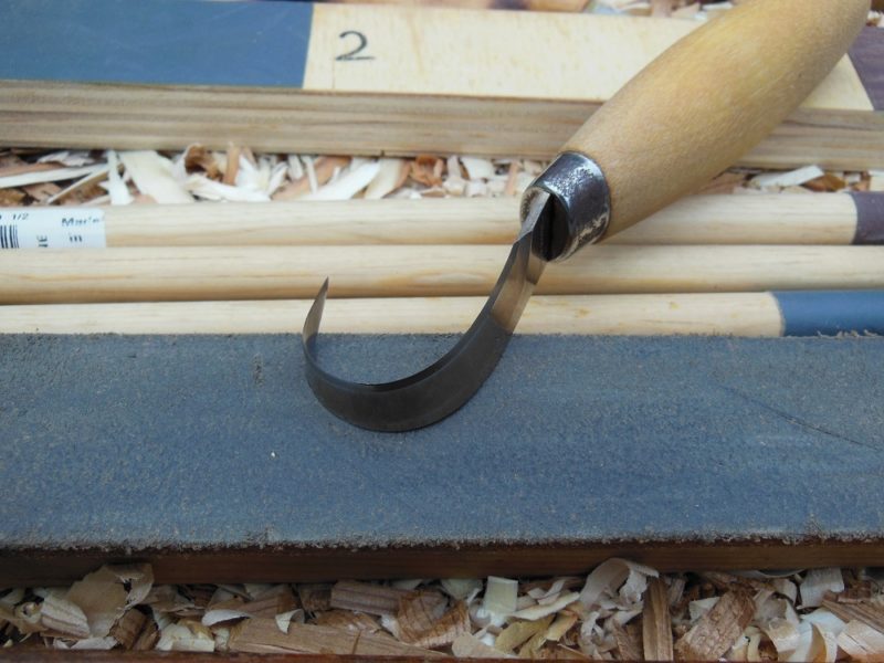 Hook knife