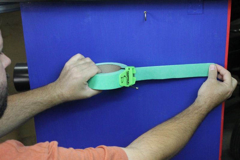 Using the Tadpole tape cutter