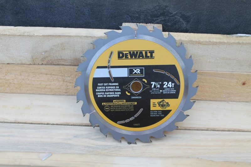 DeWALT 7-1/4" 24-tooth blade