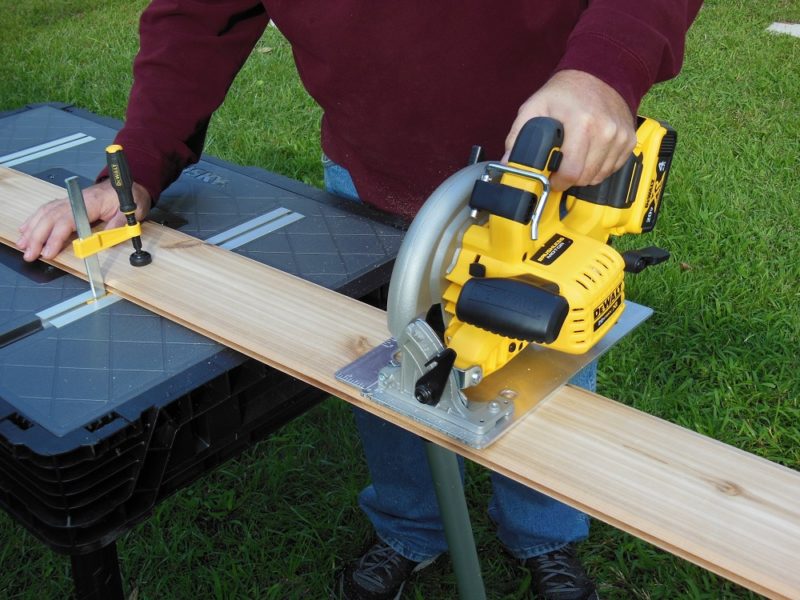 DeWALT DCS570