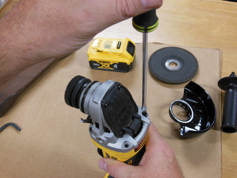 Adjustable gear head