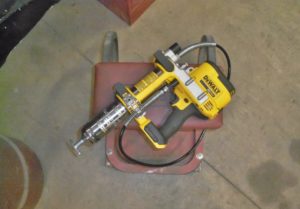 DeWalt Cordless Grease Gun