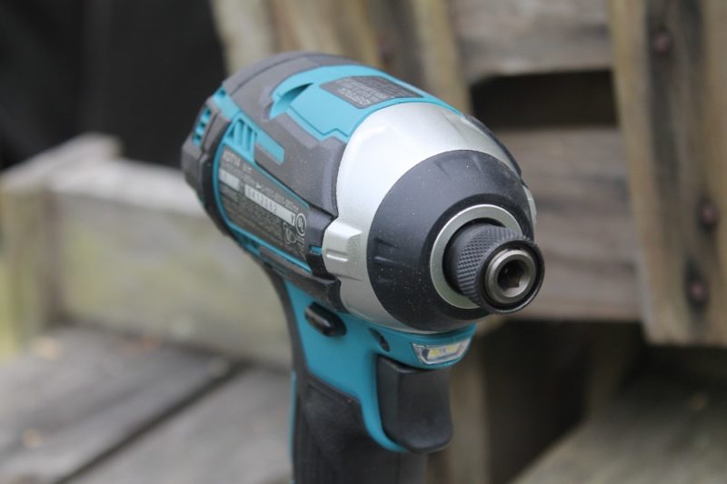 Locking bit holder