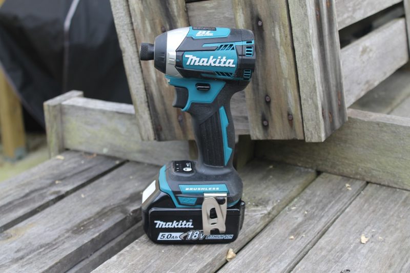 Makita XDT14