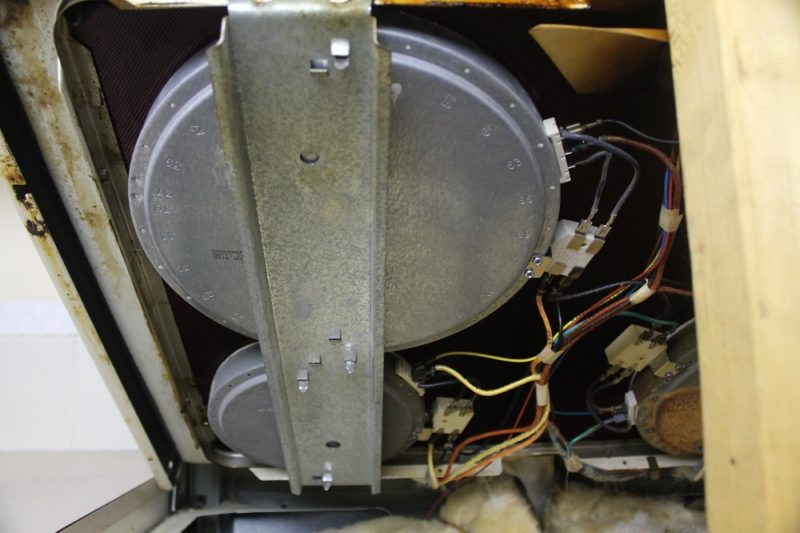 Underside of a glass cooktop