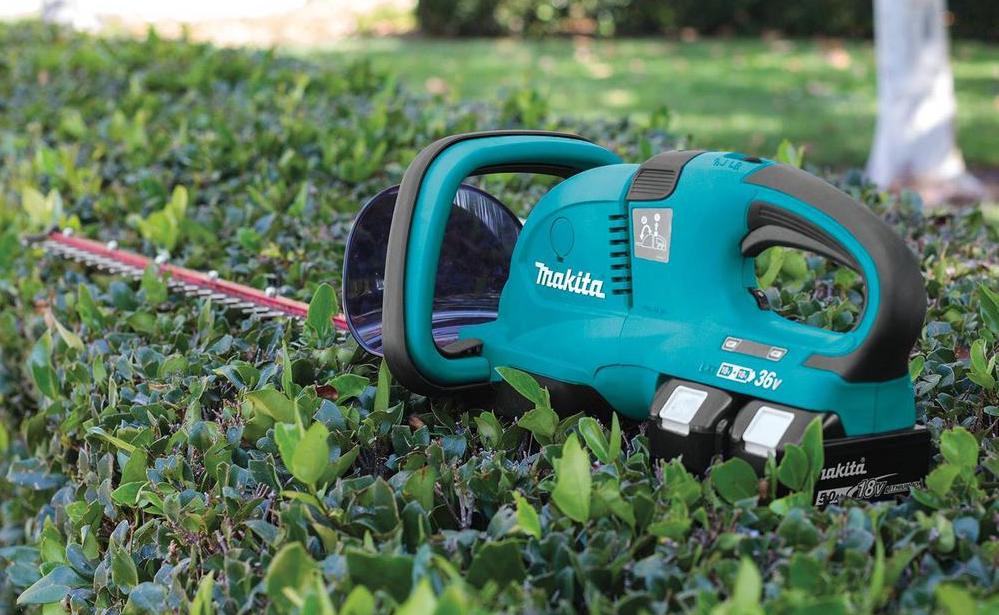 Teal Tool Inch Makita XHU07Z 18V LXT Lithium-Ion Cordless Brushless 24 Hedge Trimmer 
