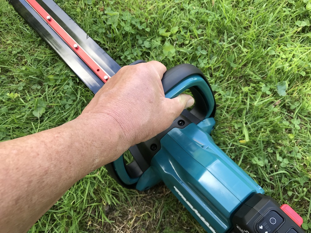 Makita XHU07 Brushless Cordless Trimmer Review – Teal - Home Fixated