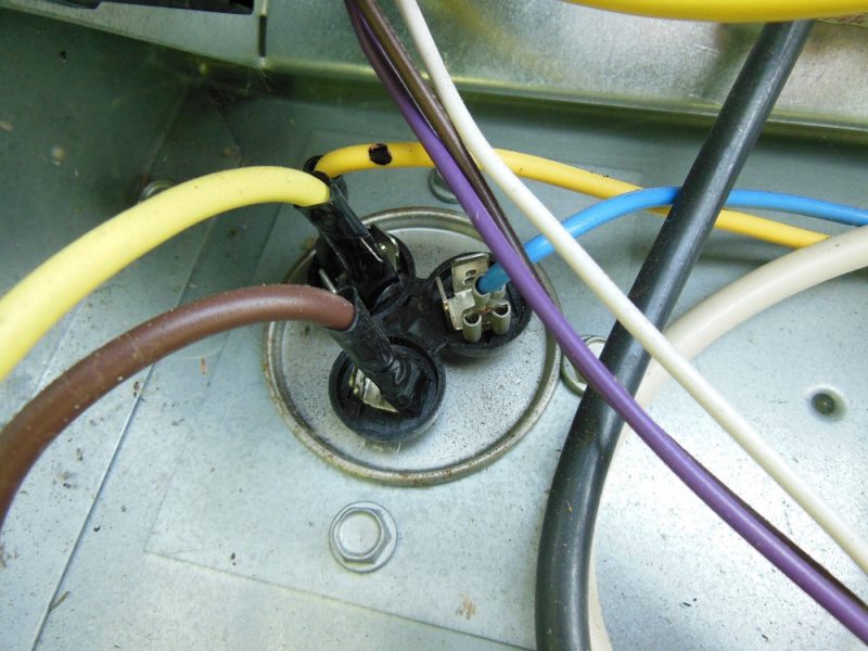 AC motor run capacitor.