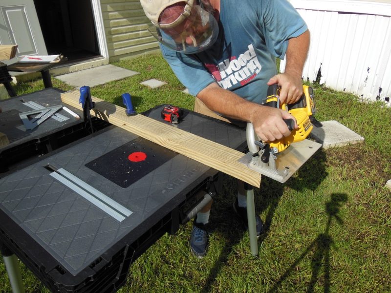 Cutting a 30° bevel.