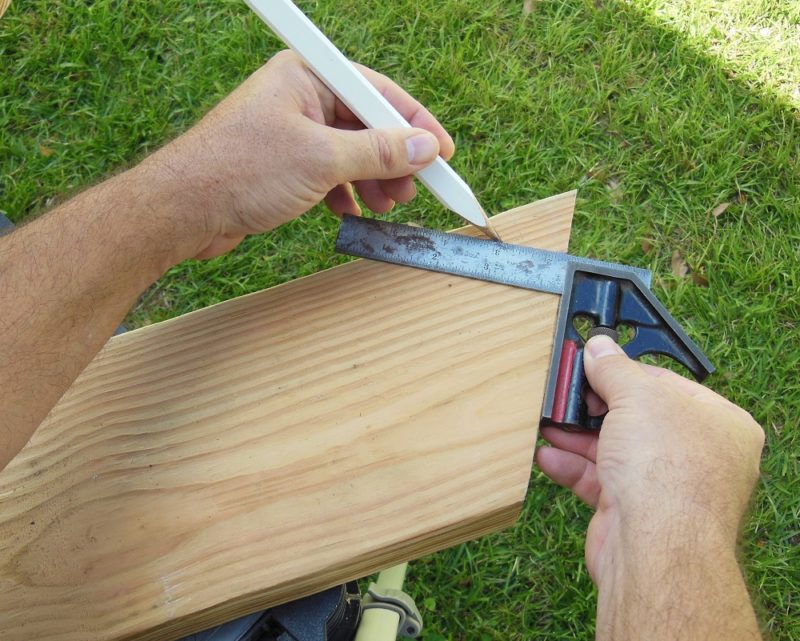 Marking cut line.