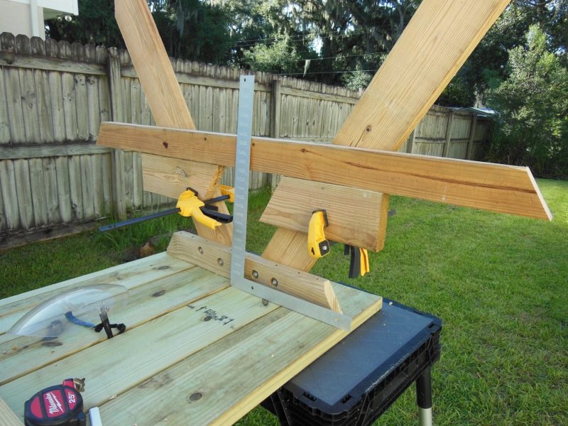 Bench support in position.
