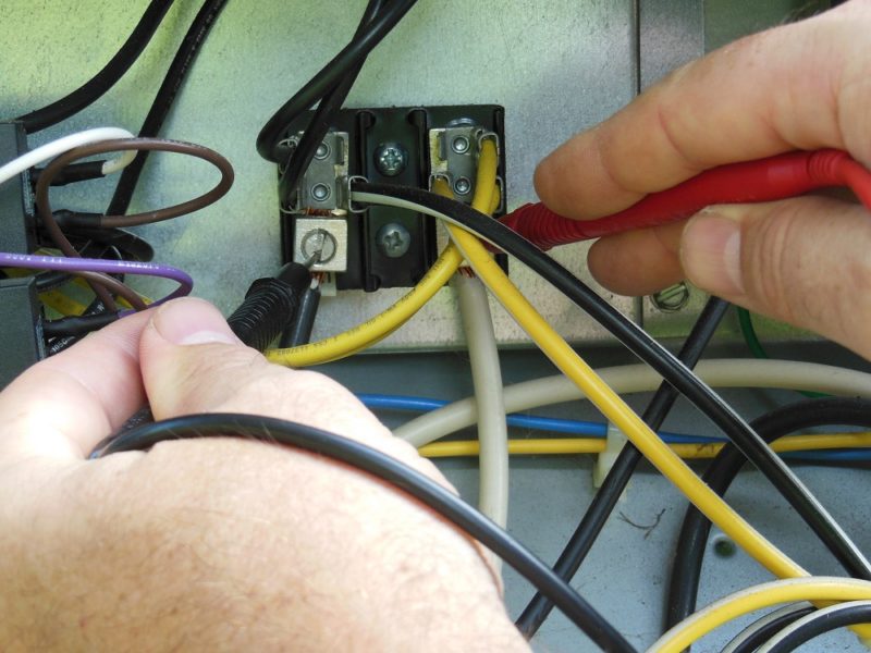 Making sure there is no power.
