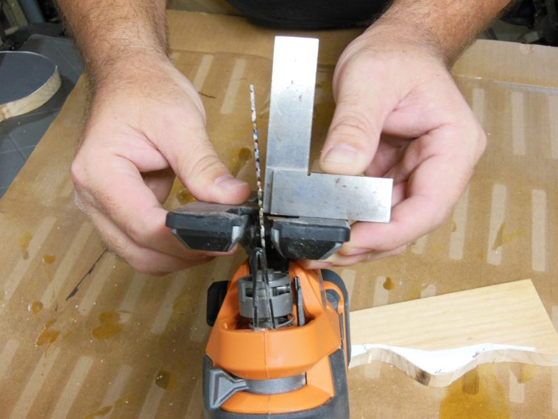 Tilt for bevel cutting.
