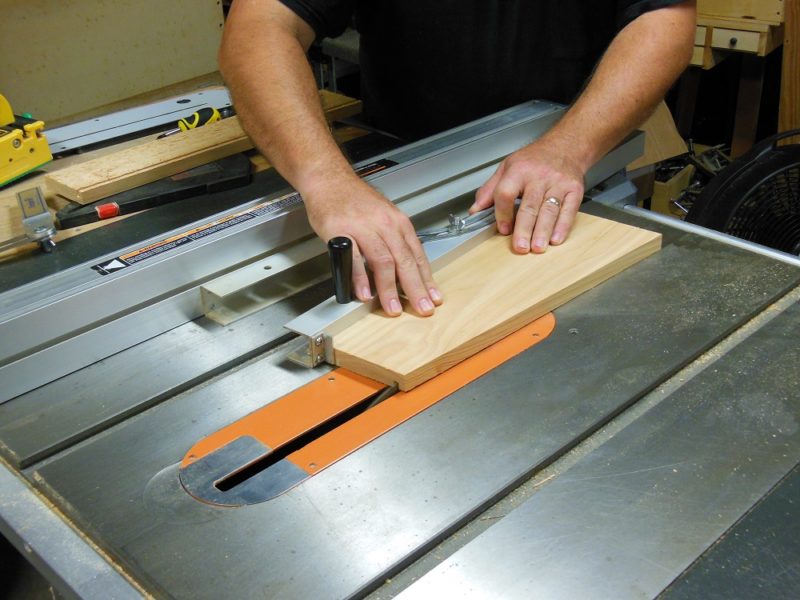 Tapering jig in reverse.