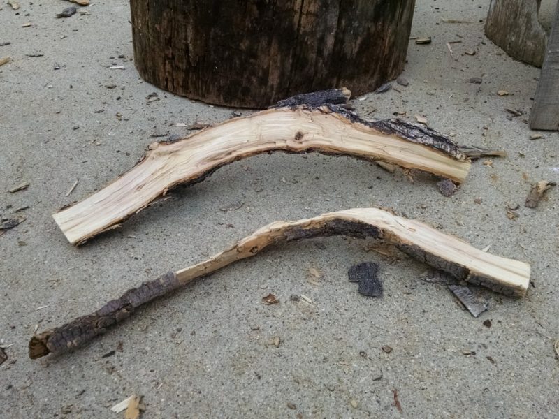 splitting curved wood