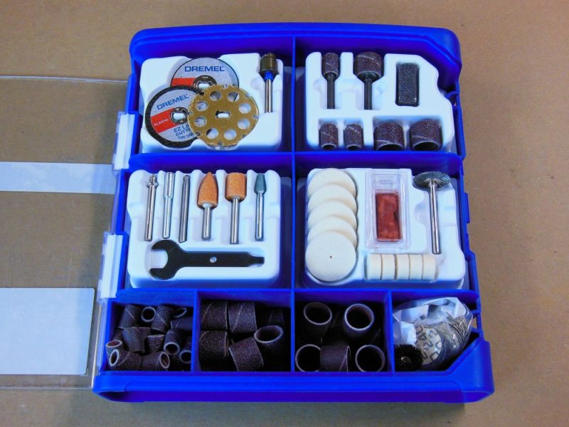 Dremel 130-pc accessory kit