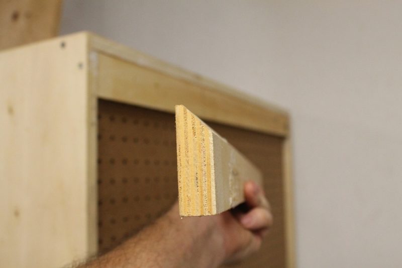 Wall cleat