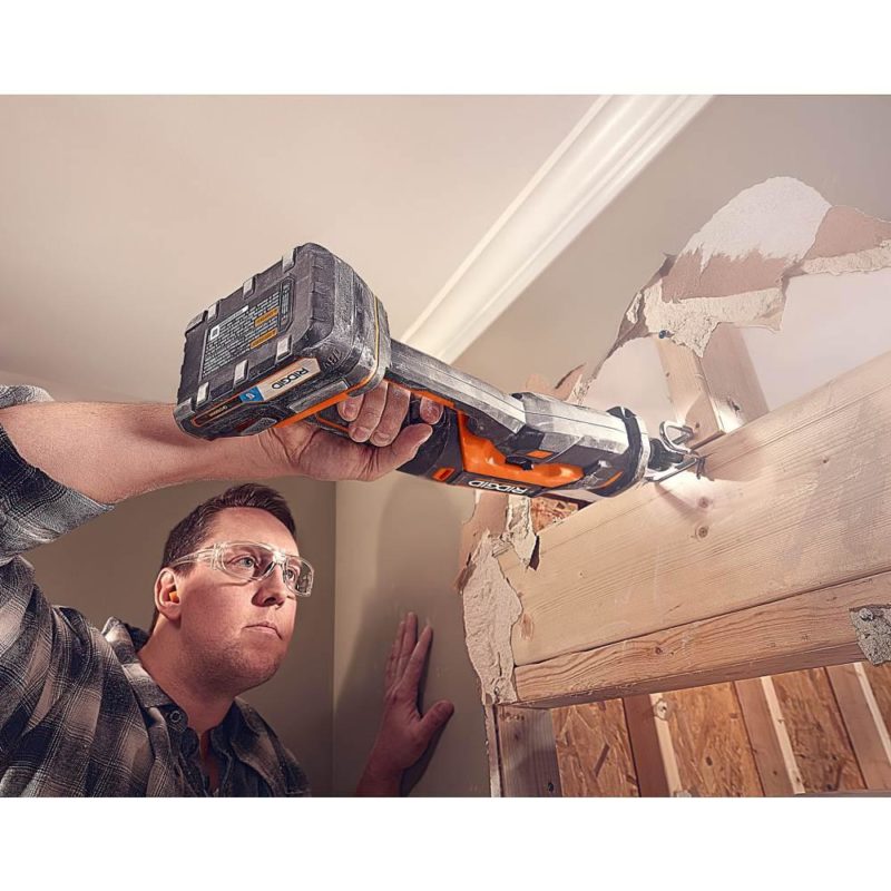Demolition work with the R86448.