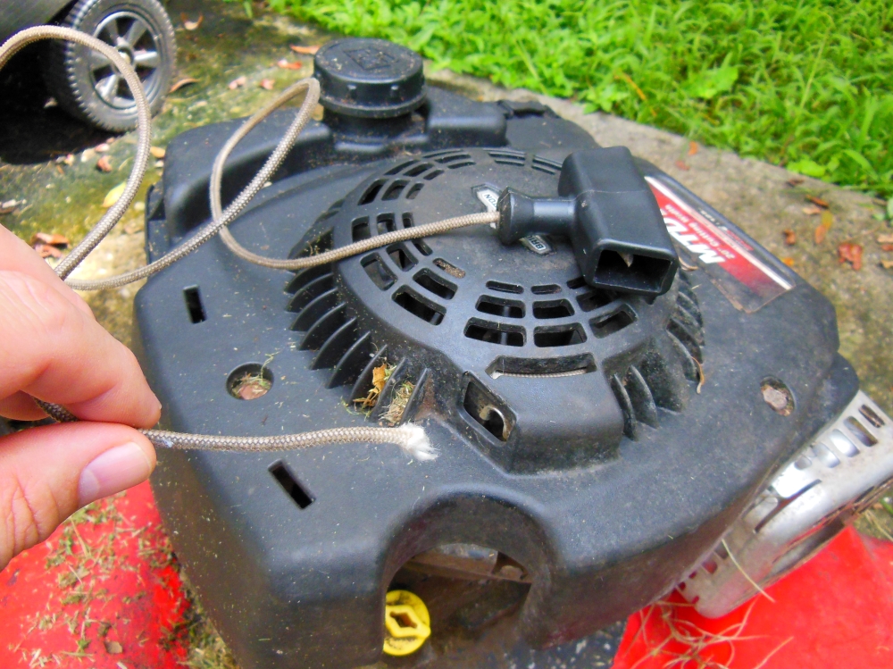 How To Replace A Lawn Mower Starter Cord