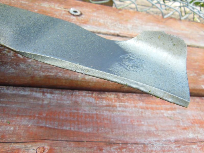 How To Remove And Sharpen A Lawn Mower Blade - Safely And Easily