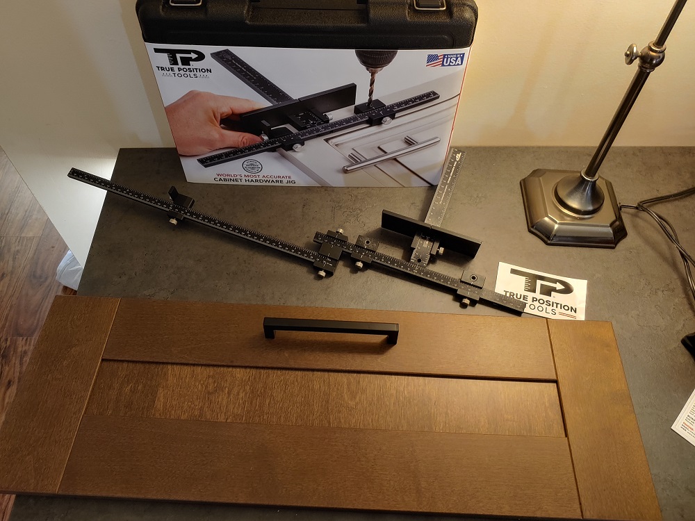 True position store cabinet jig