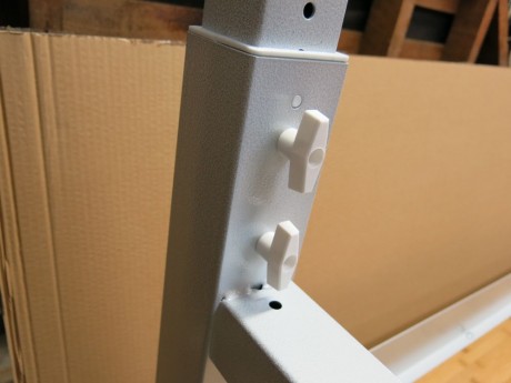 gladiator-workbench-leg-installed