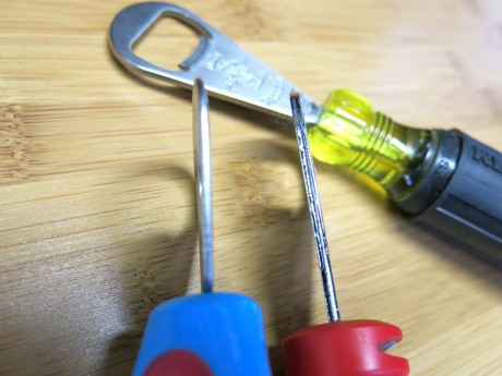 tool-bottle-openers-thickness