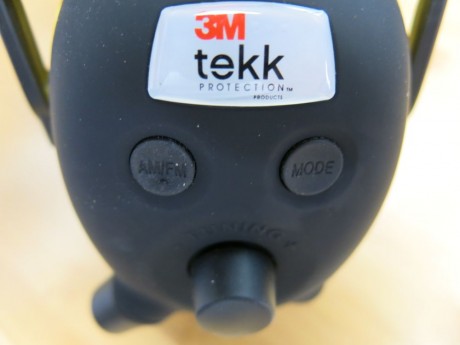 3m-tekk-ppe-worktunes-controls