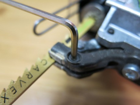 We don't like the allen wrench adjustment, but we dig the guide's performance